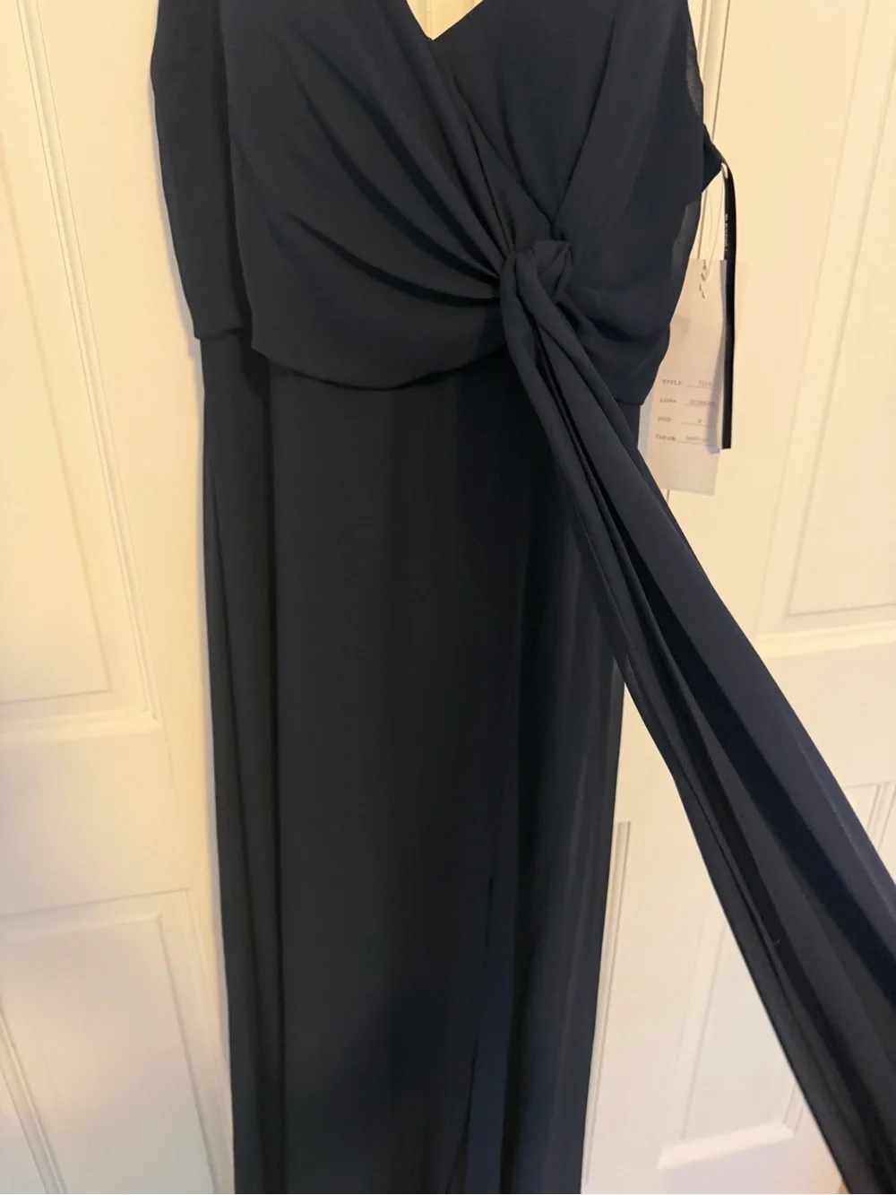 LEVKOFF Navy Chiffon Maxi Formal Dress Size 8 Bridesmaid Twist Front‎ Gown